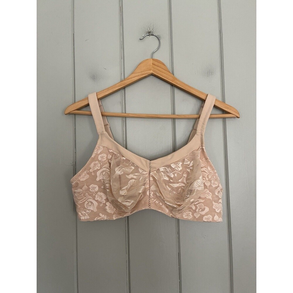 Wacoal Awareness Full Figure Seamless Wire Free Bra Size 42D Sand Adjustable